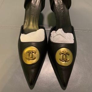 Chanel size 40 mules